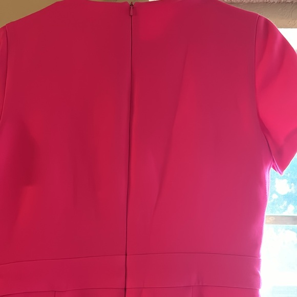 Black Halo preowned pink dress. - Picture 7 of 10